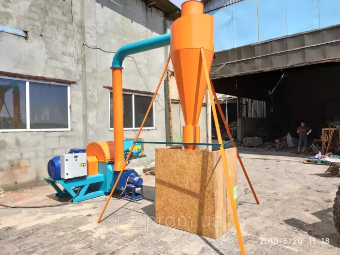 Wood shredder, wood chopper, crusher 2 in 1