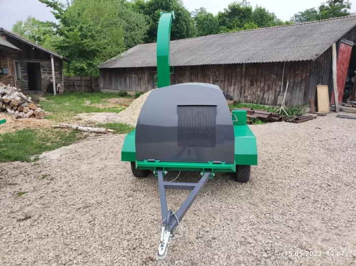 Shredder for RM160T tractor. Wood Chip crusher for the tractor. Branch shredder for RM160T tractor